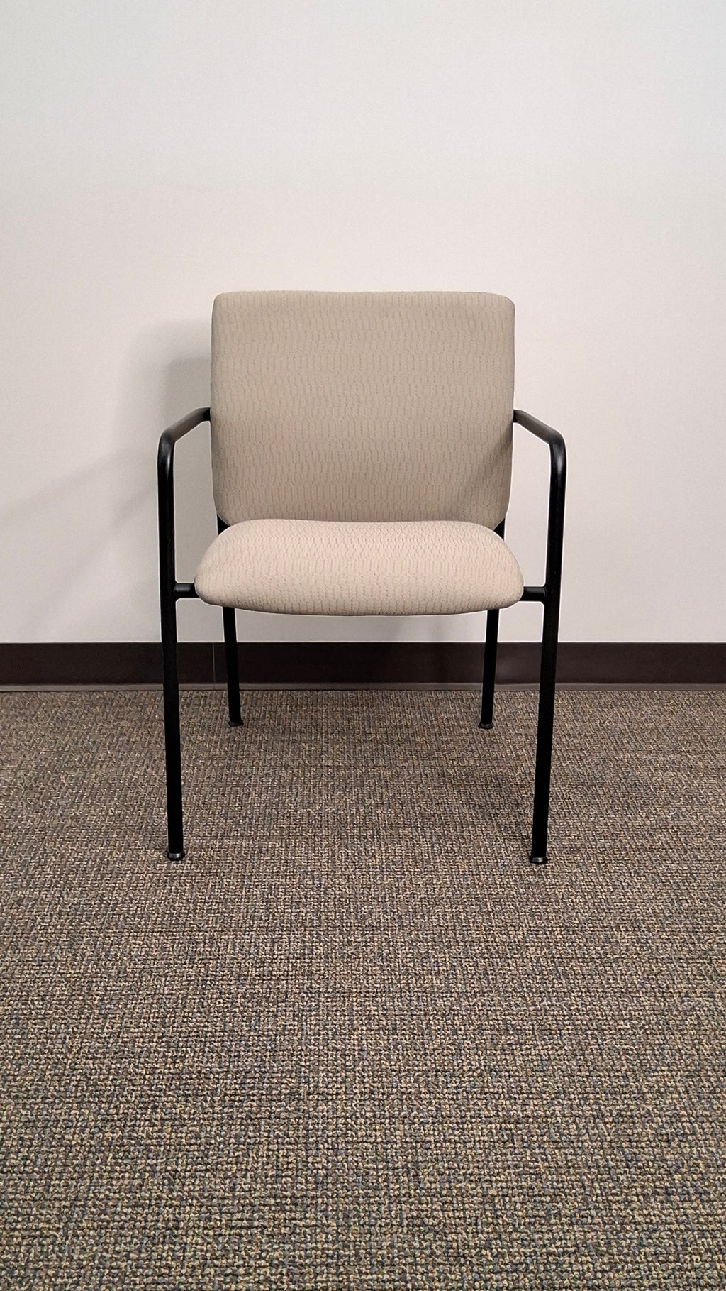 Steelcase Crew Guest/Side Chair
