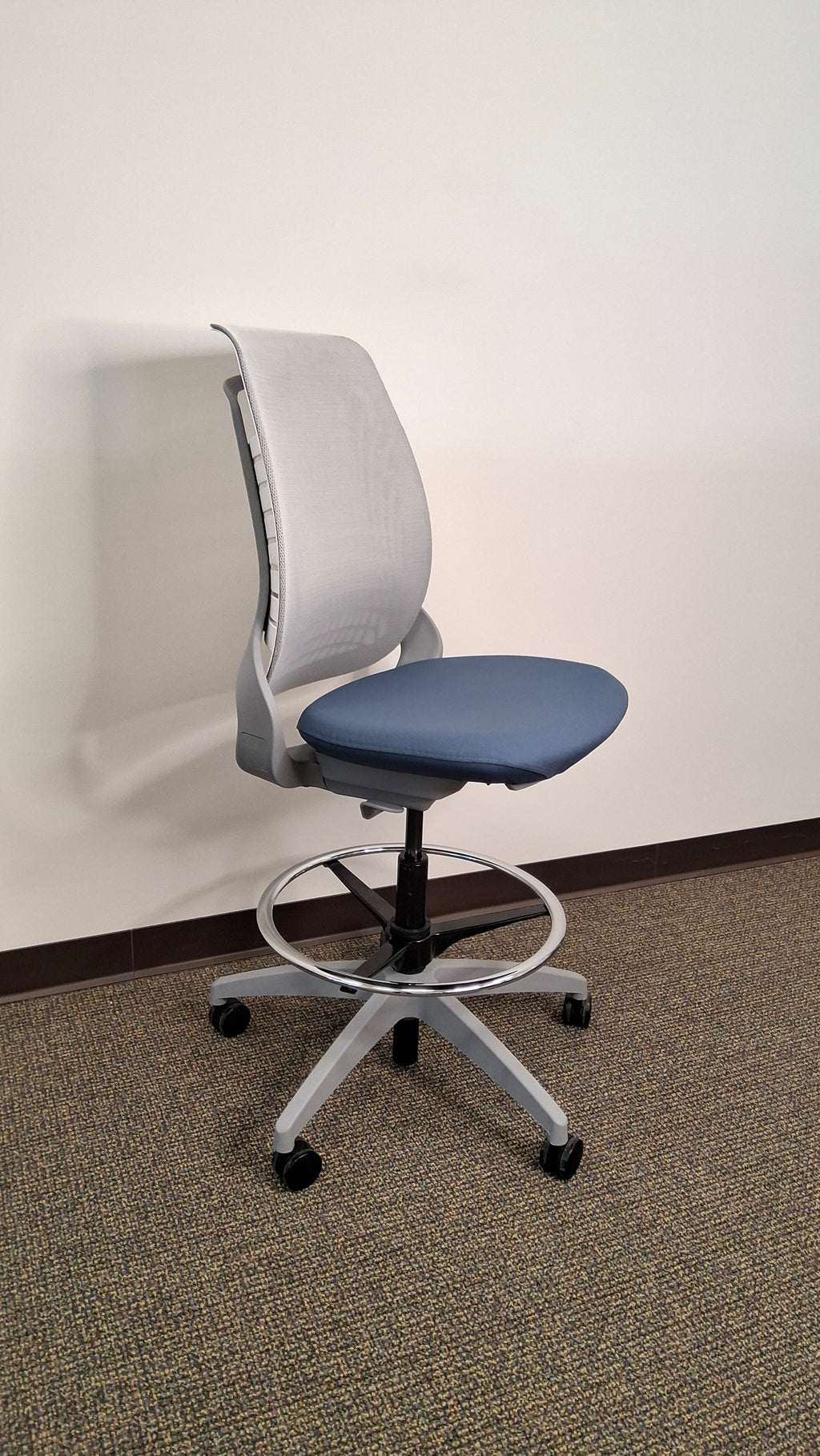 Allsteel Mimeo Stools Chair