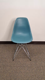 Eames Herman Miller Guest/Side Chair