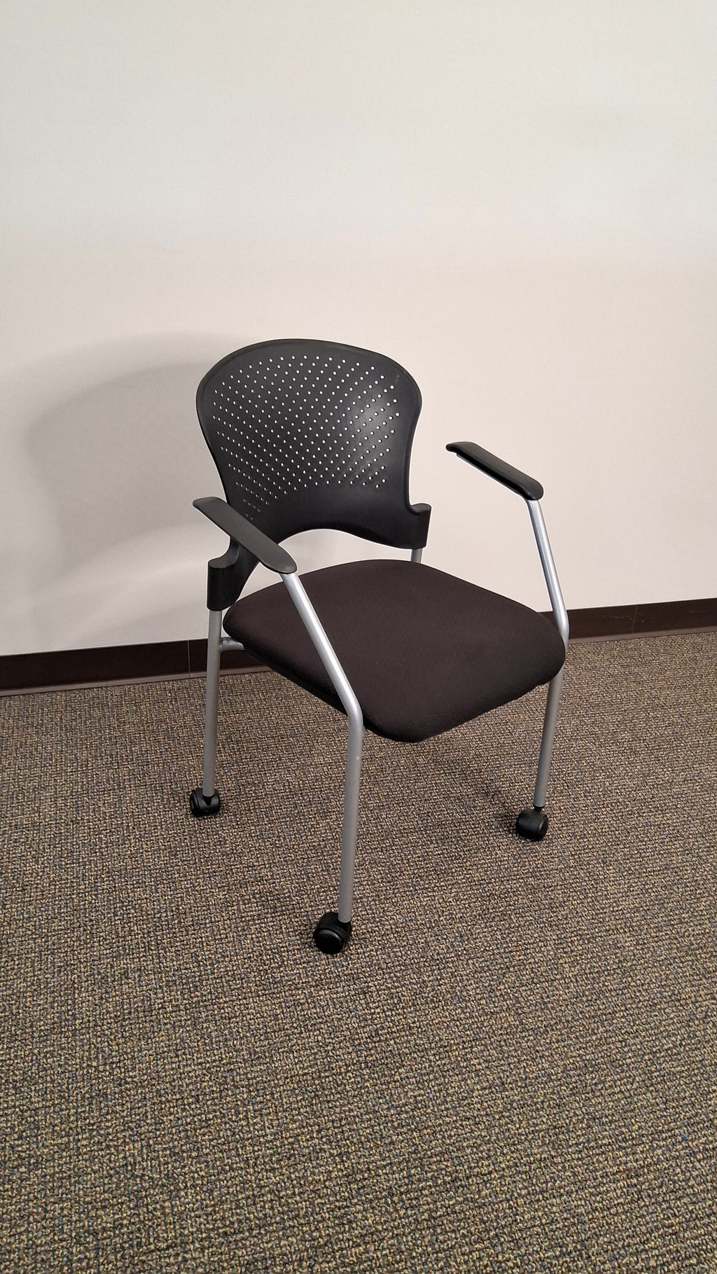 Guest/Side Chair