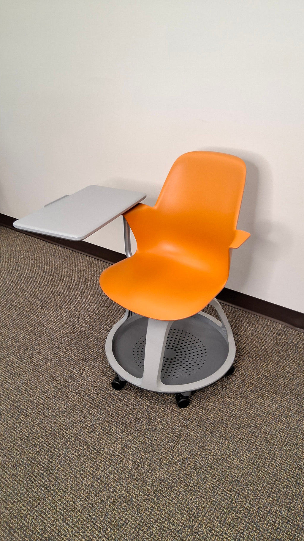 Steelcase Node Mobile Lounge Chair