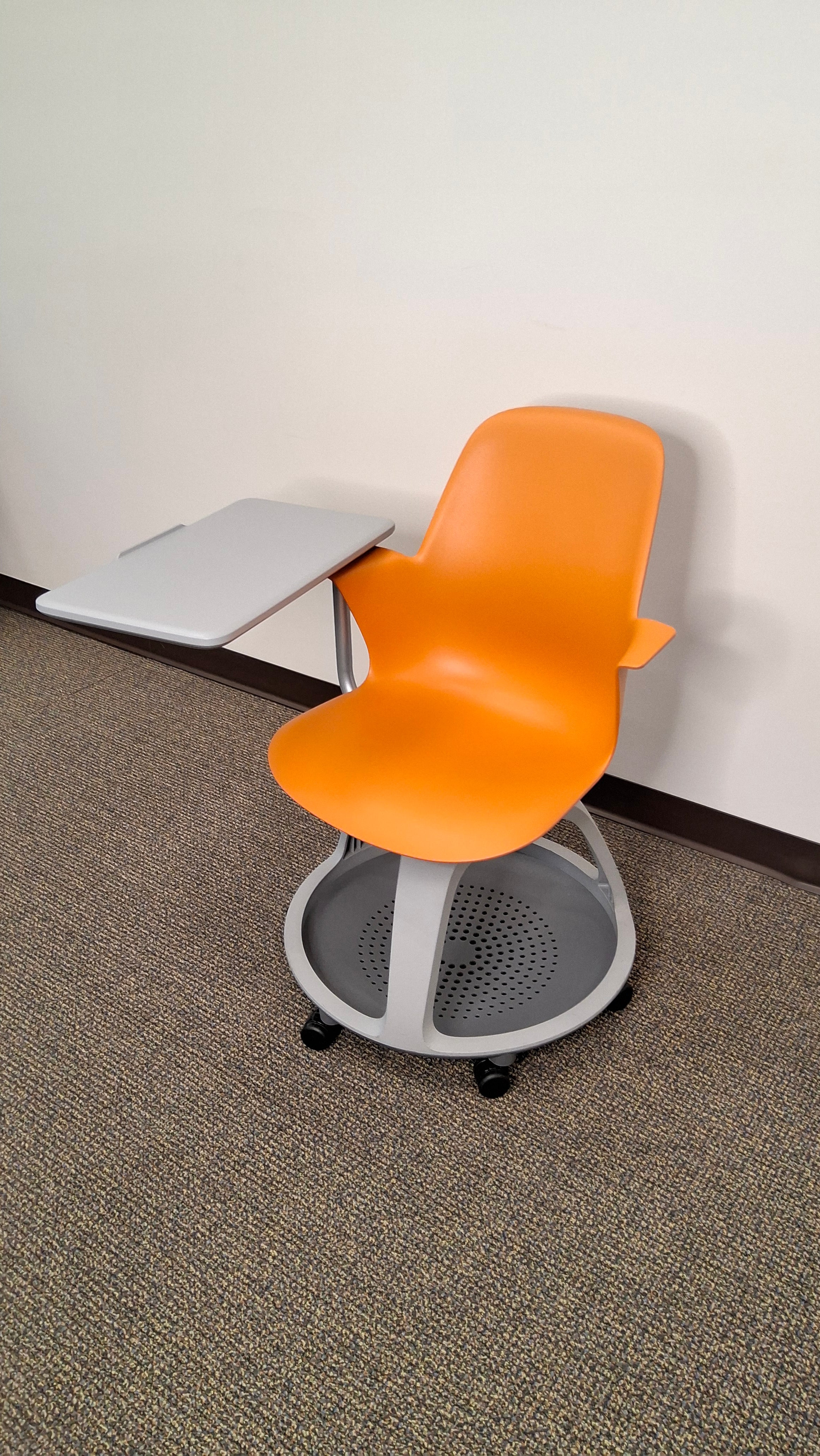Steelcase Node Mobile Lounge Chair