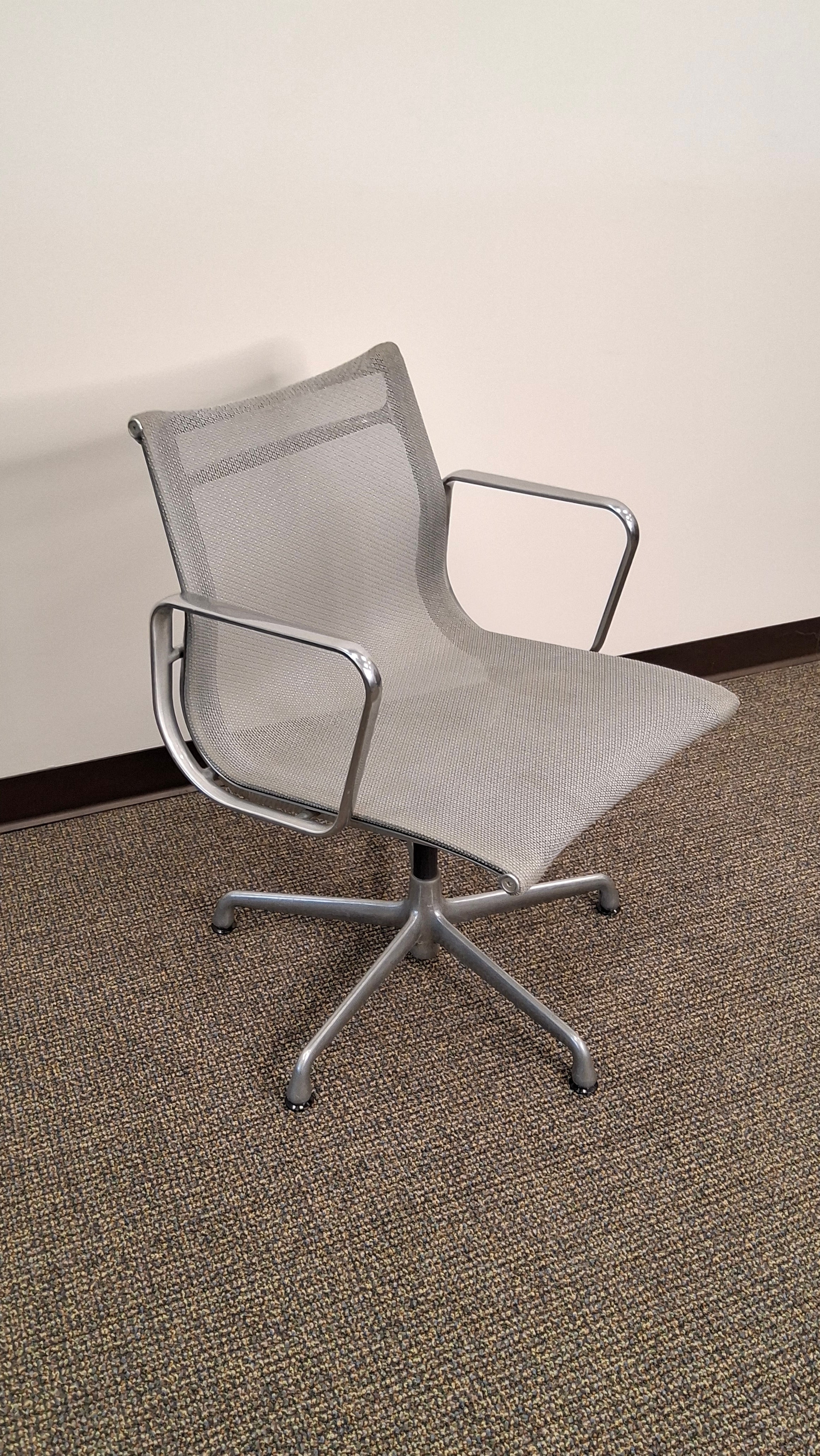 Herman Miller Eames Guest/Side Chair