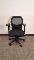 BodyBilt Sola Task/Executive Chair