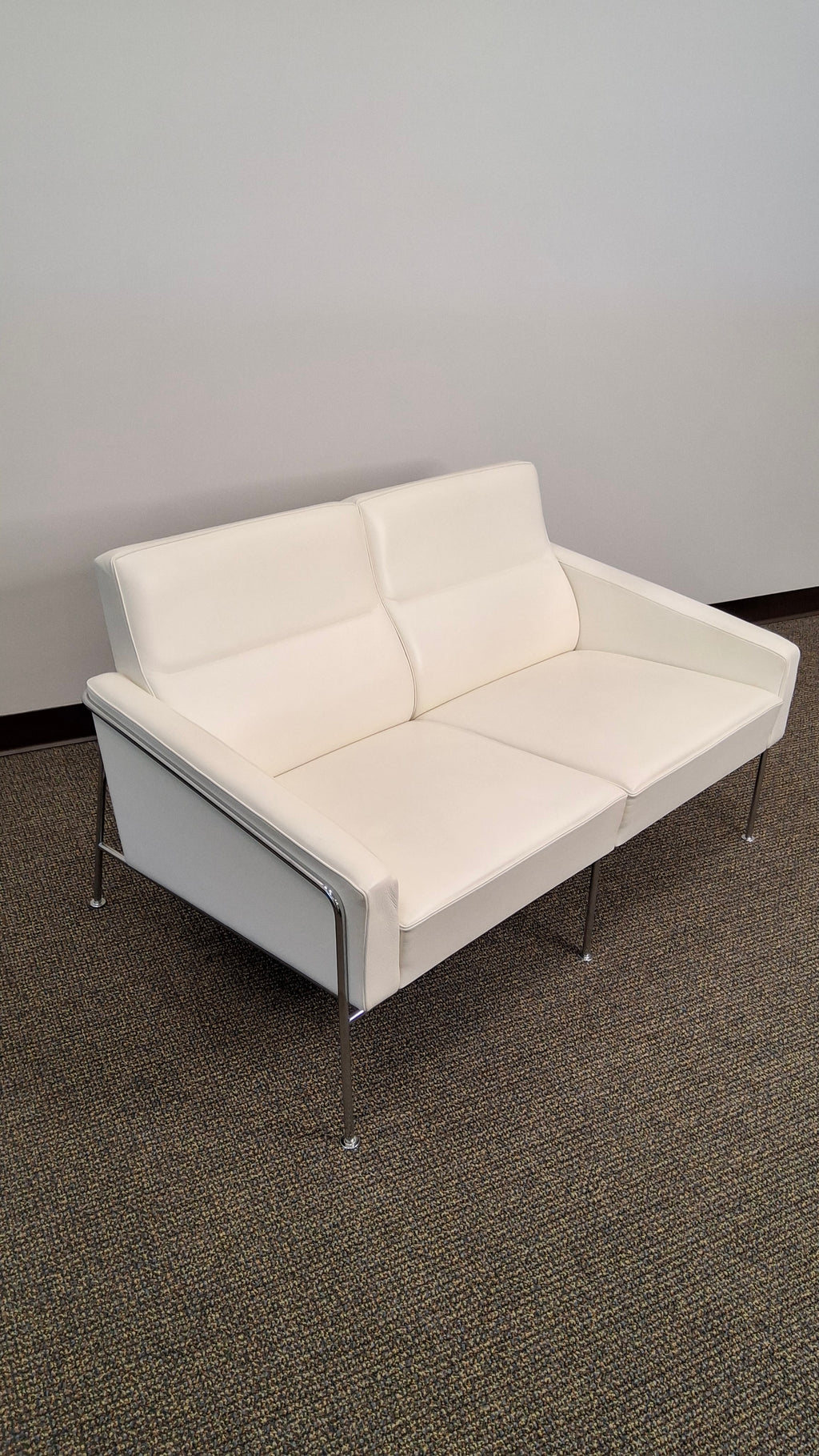 Fritz Hansen Series 3300 Lounge Chair