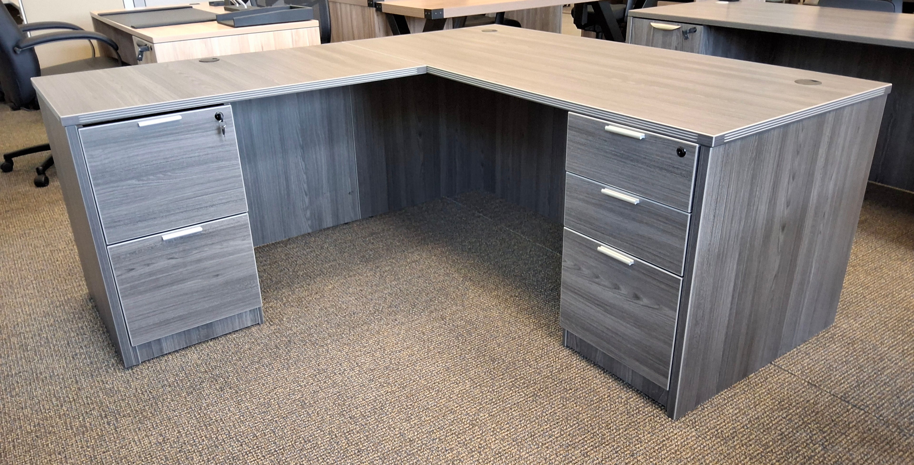 i5 Industries Kai L-Shaped Desk New