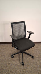 Steelcase Think V1 Task/Executive Chair