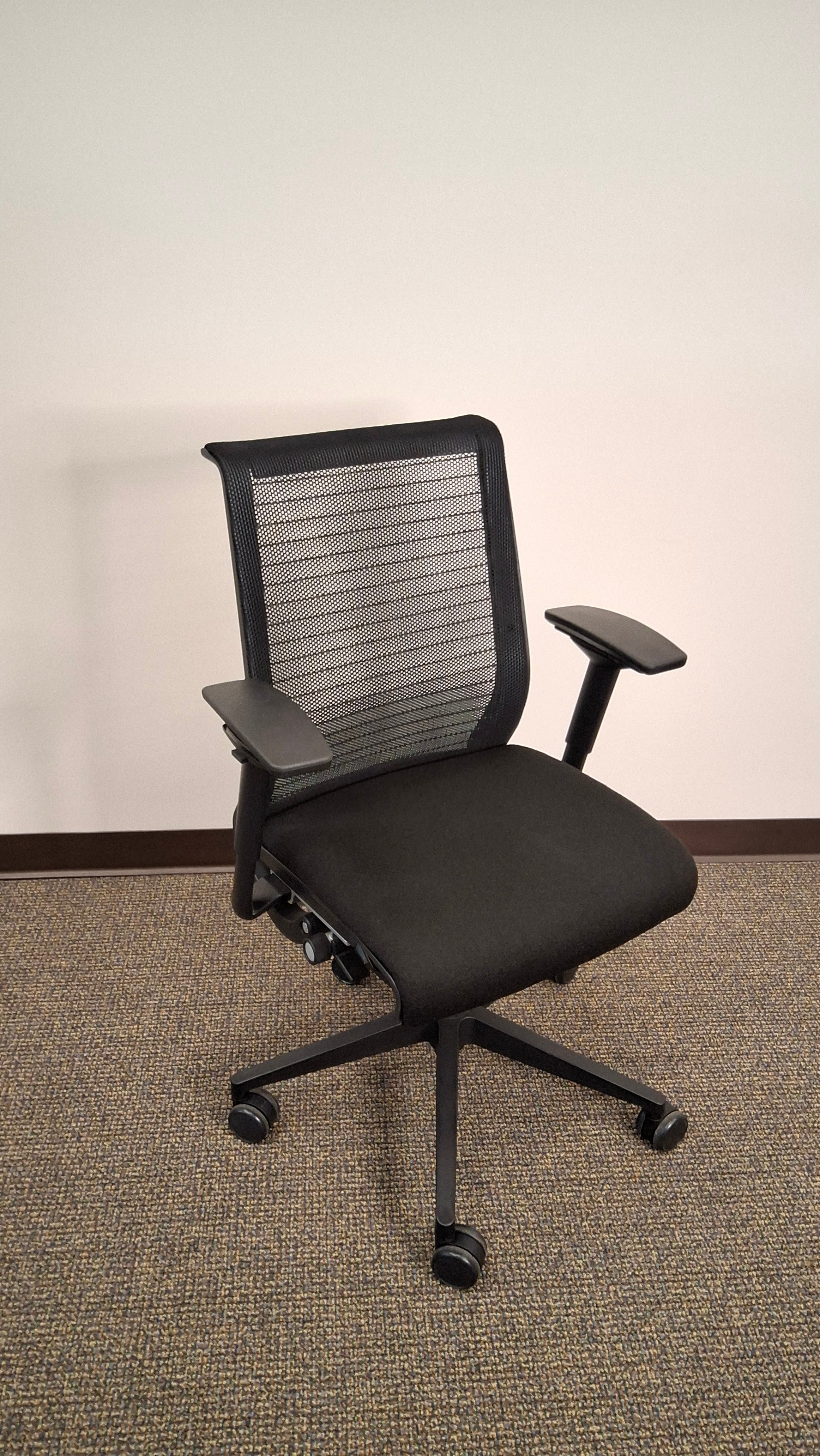 Steelcase Think V1 Task/Executive Chair