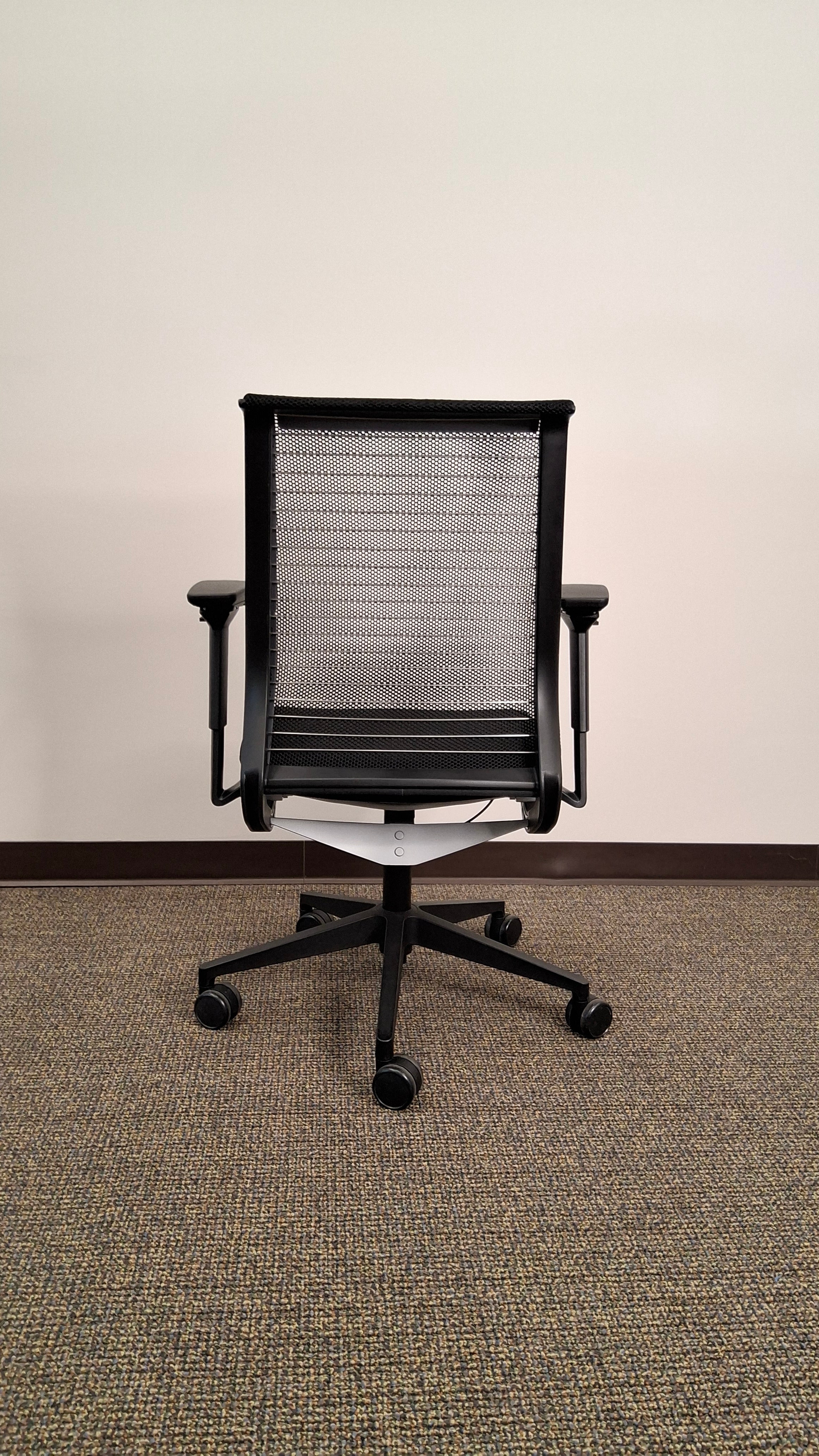 Steelcase Think V1 Task/Executive Chair