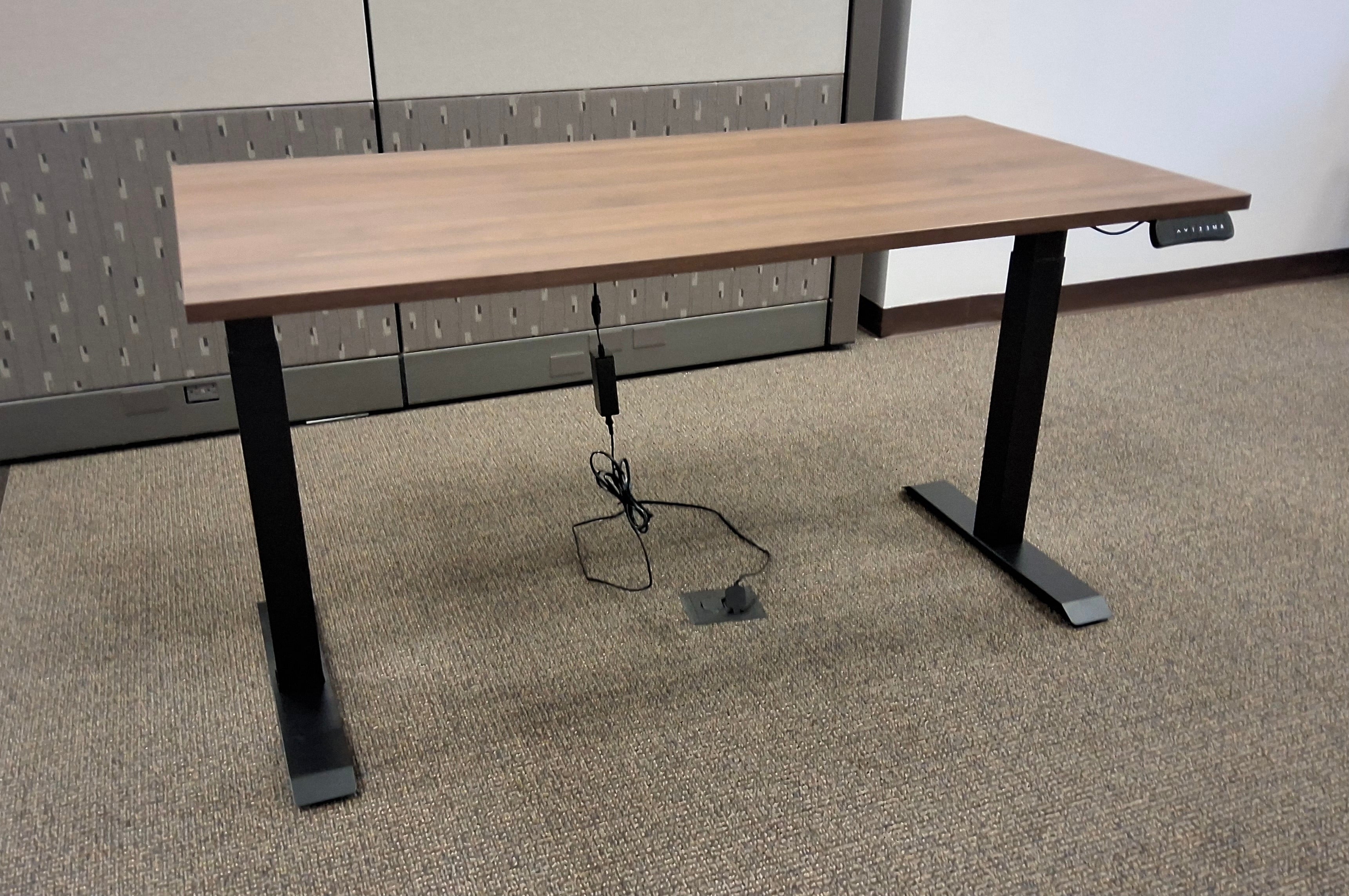 i5 Industries iRize  Sit-Stand Table New