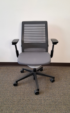 Steelcase Think V2 Task/Executive Chair