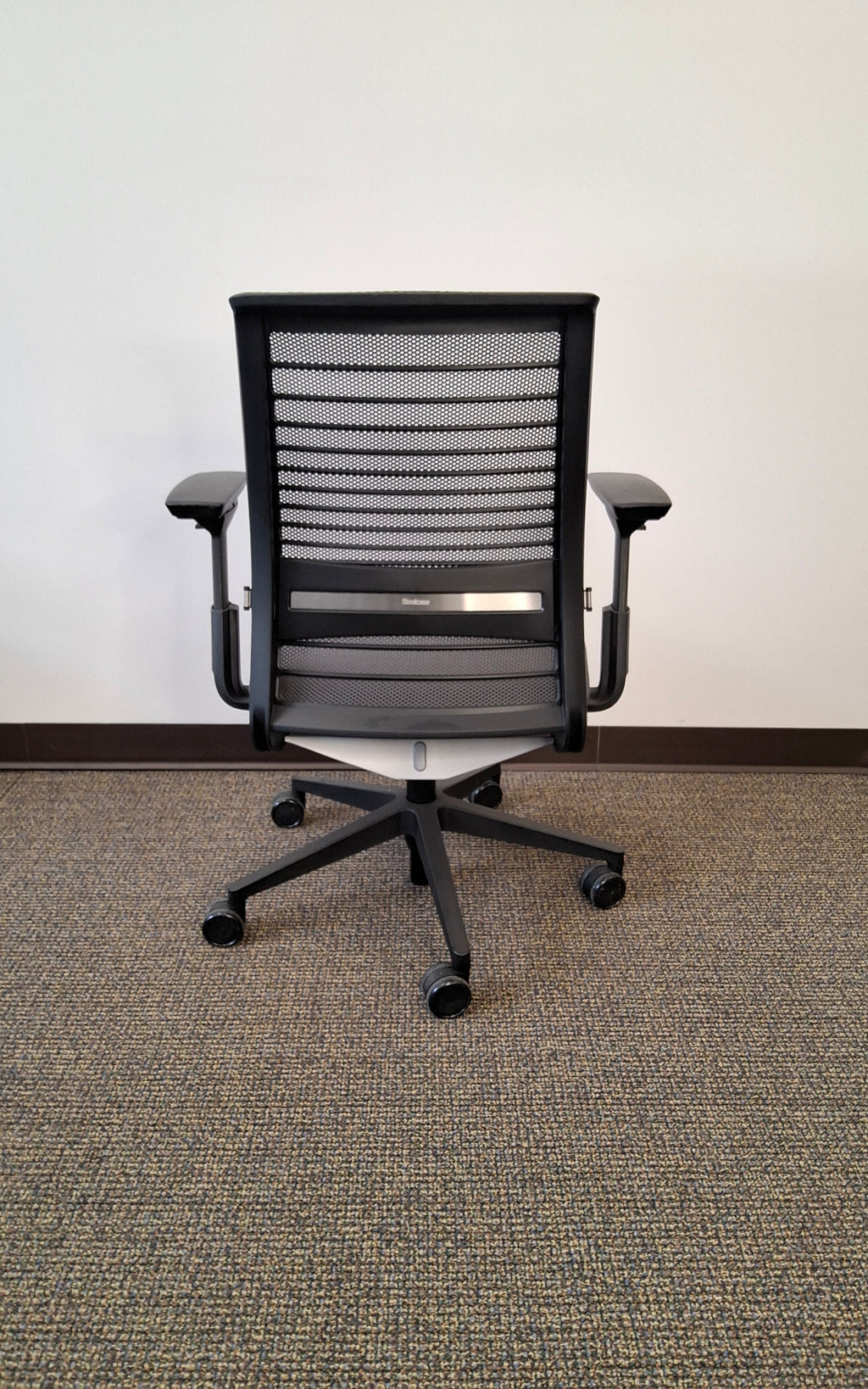 Steelcase Think V2 Task/Executive Chair