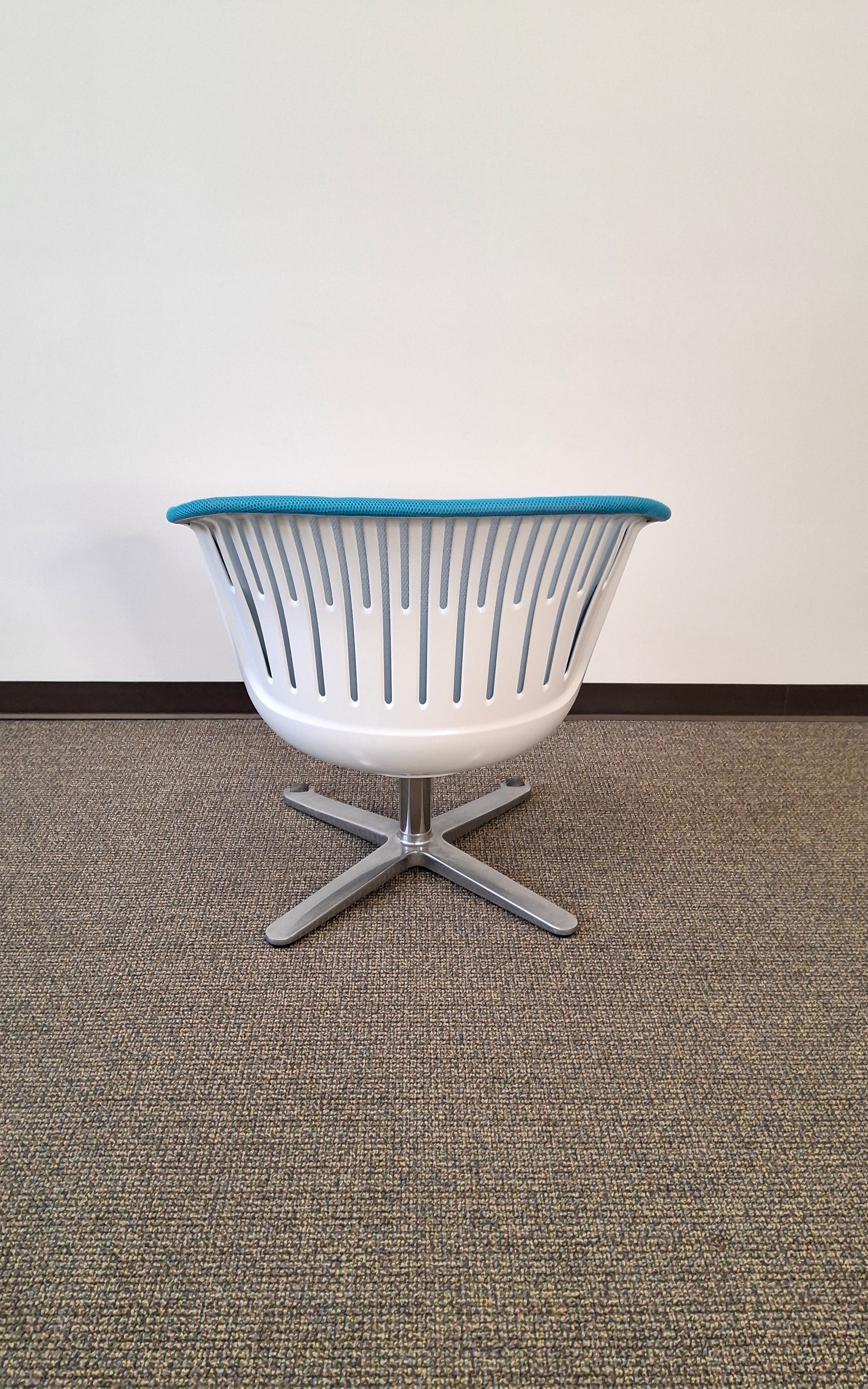 Steelcase i2i Lounge Chair