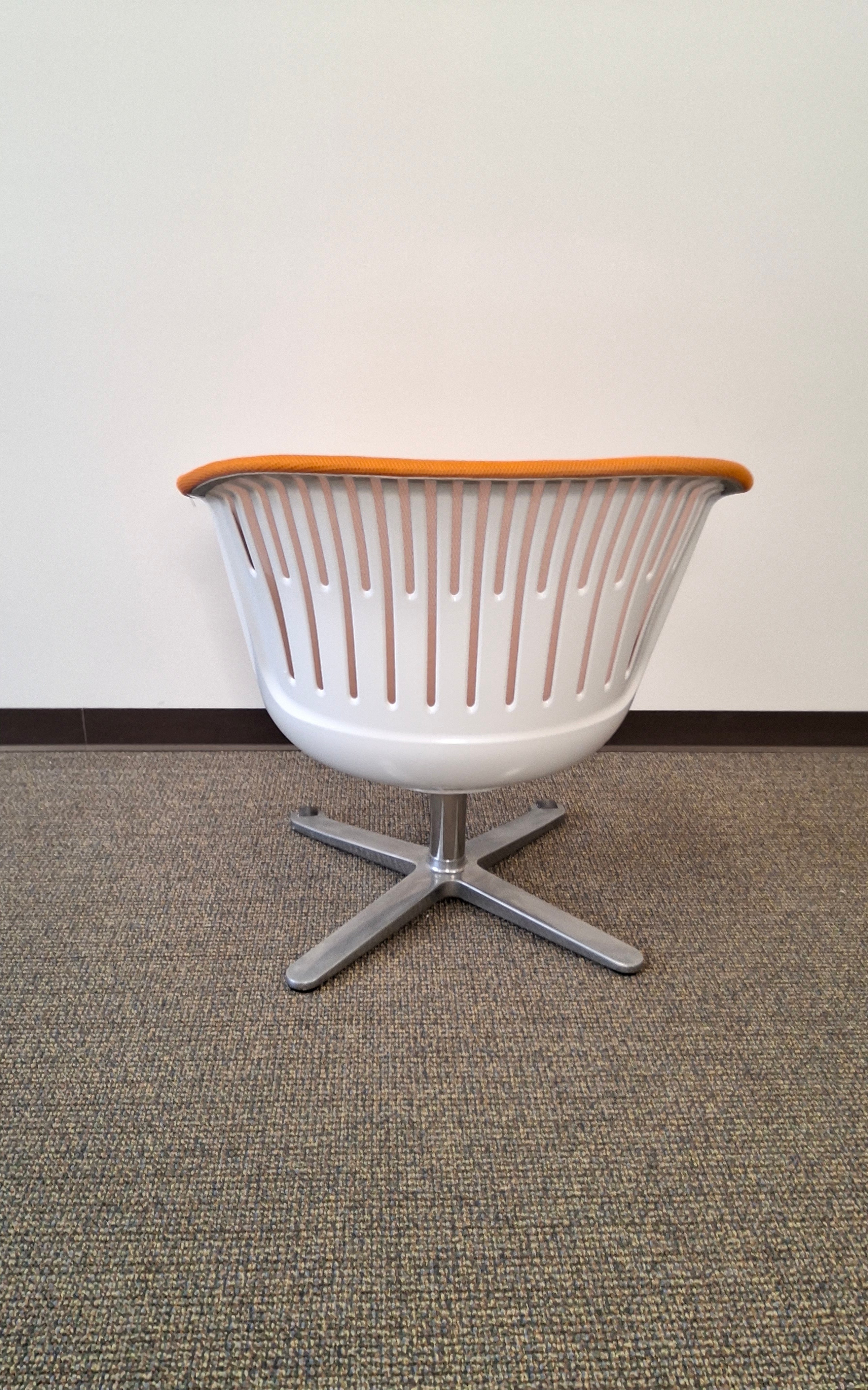 Steelcase i2i Lounge Chair