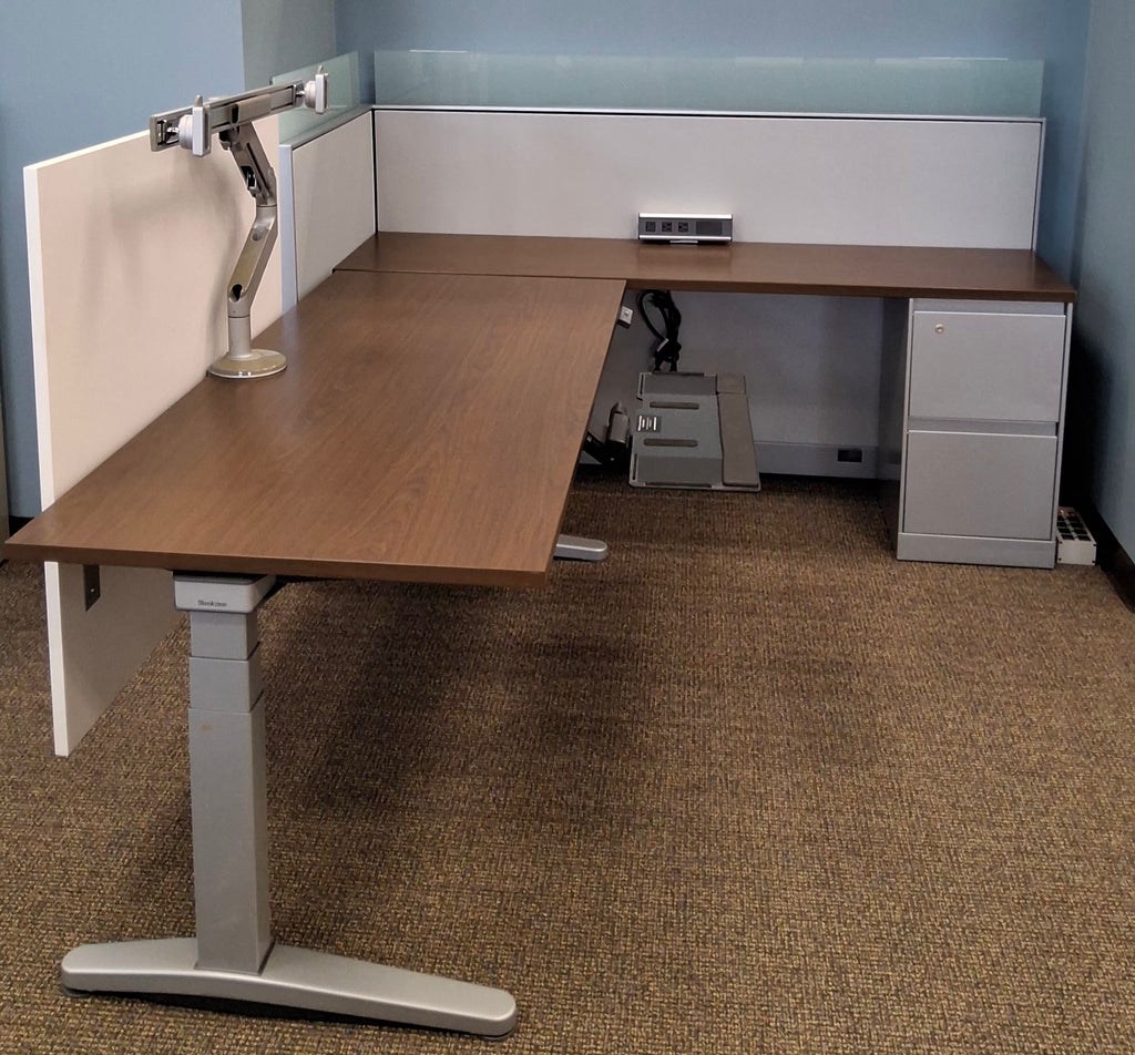 Steelcase Answer Cubicle