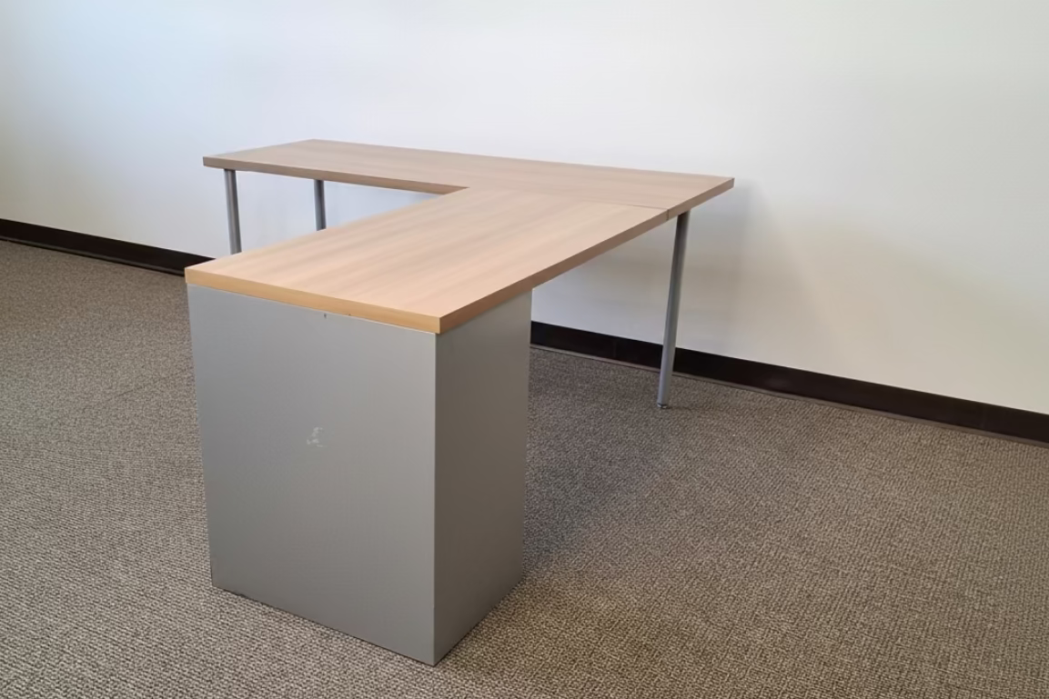 L Shaped Desk