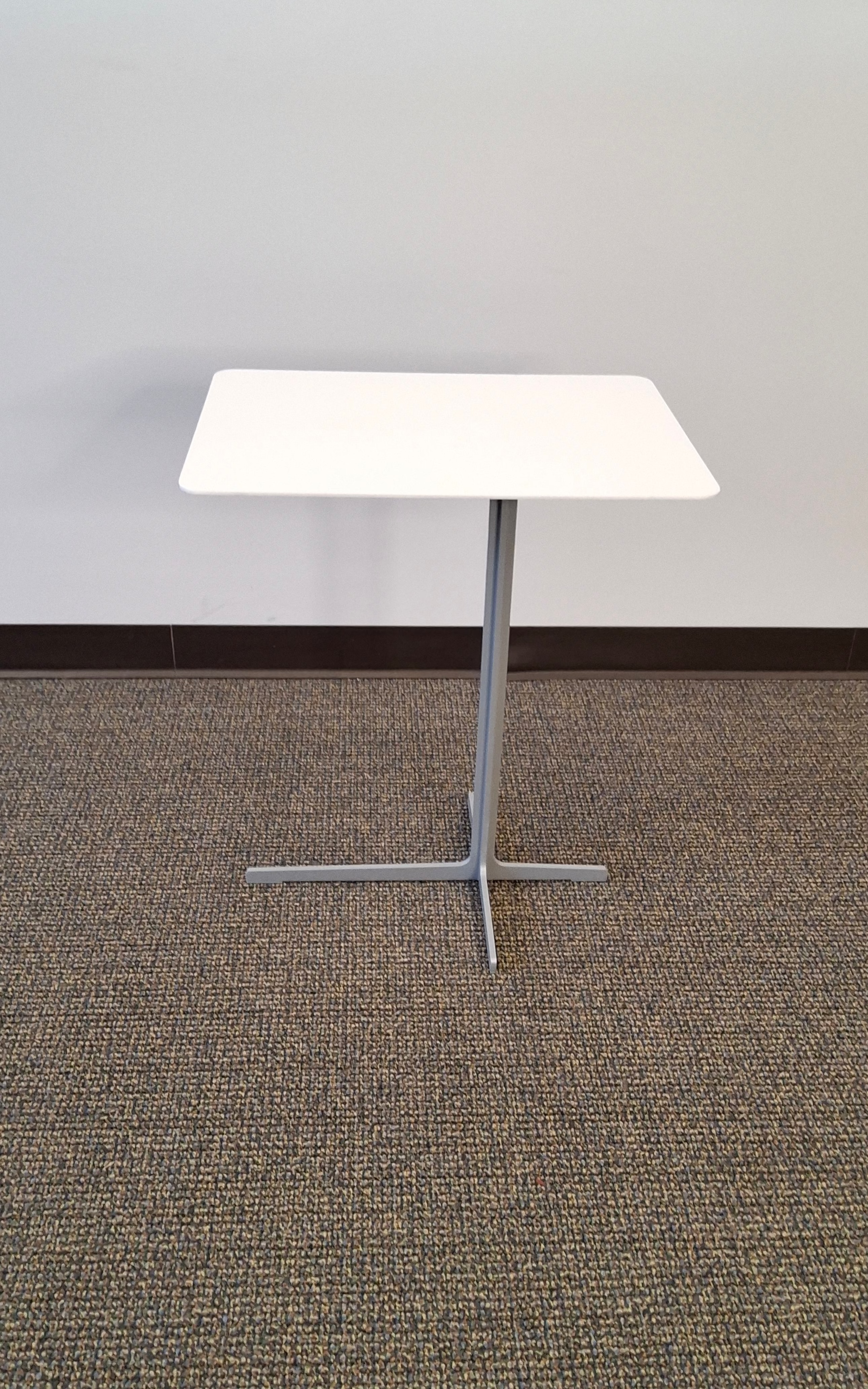 Davis Poise Laptop Table
