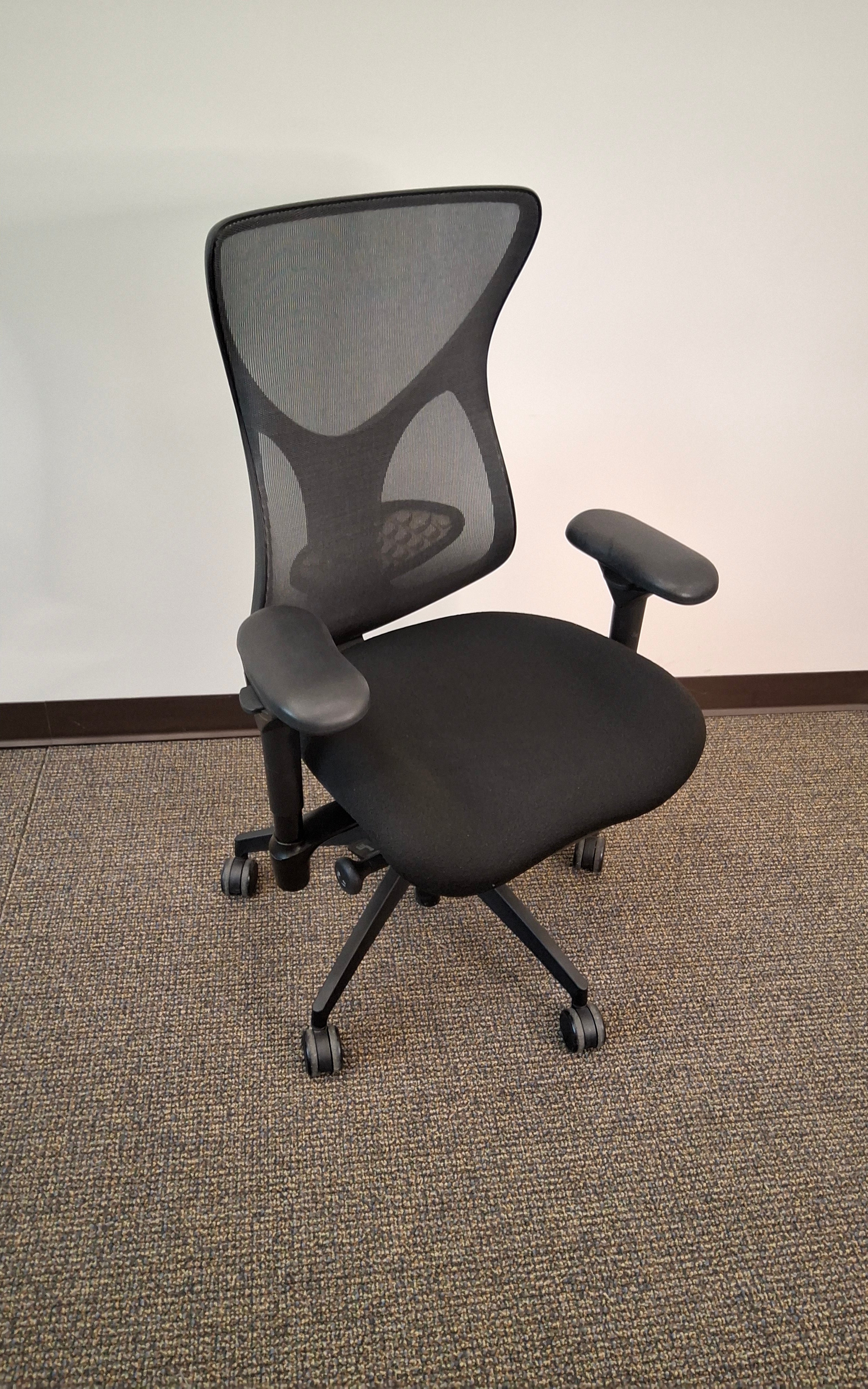 Bodybuilt Aircelli Task/Executive Chair