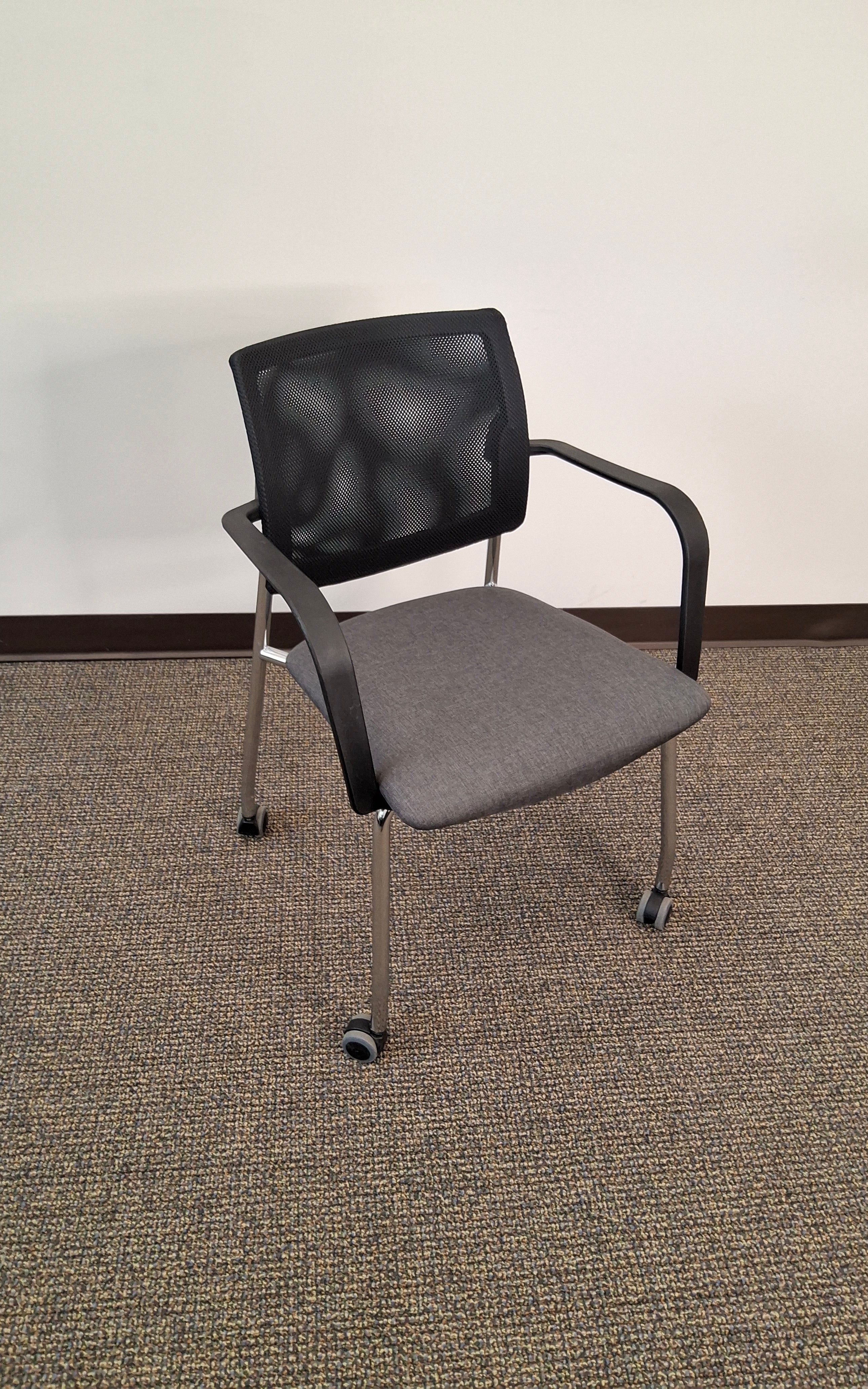 Falcon Q44 Guest/Side Chair