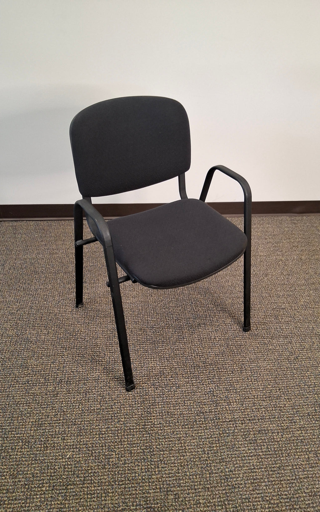 ErgoGenesis Bodybuilt Stacking Chair