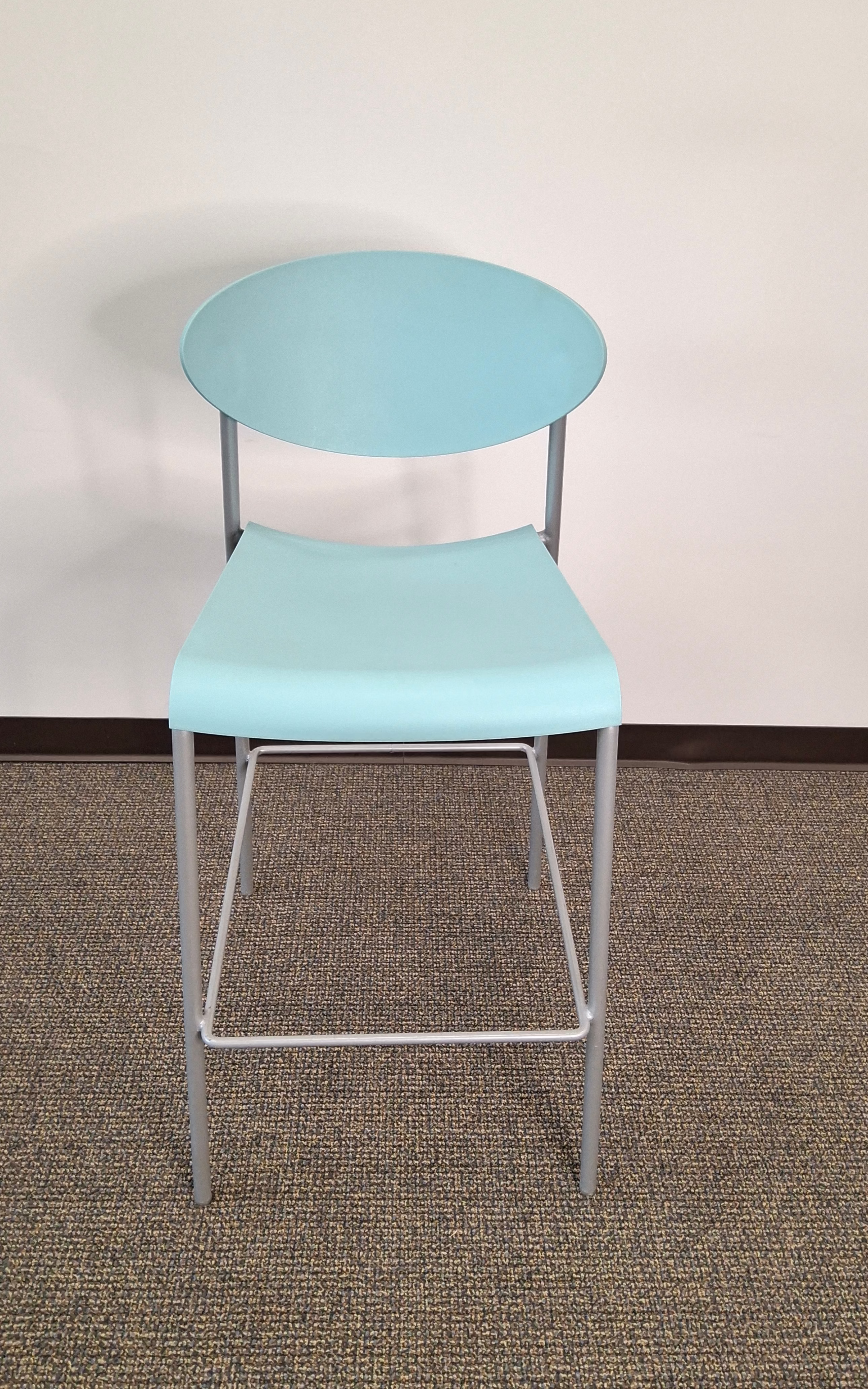Izzy Smile Stool Chair