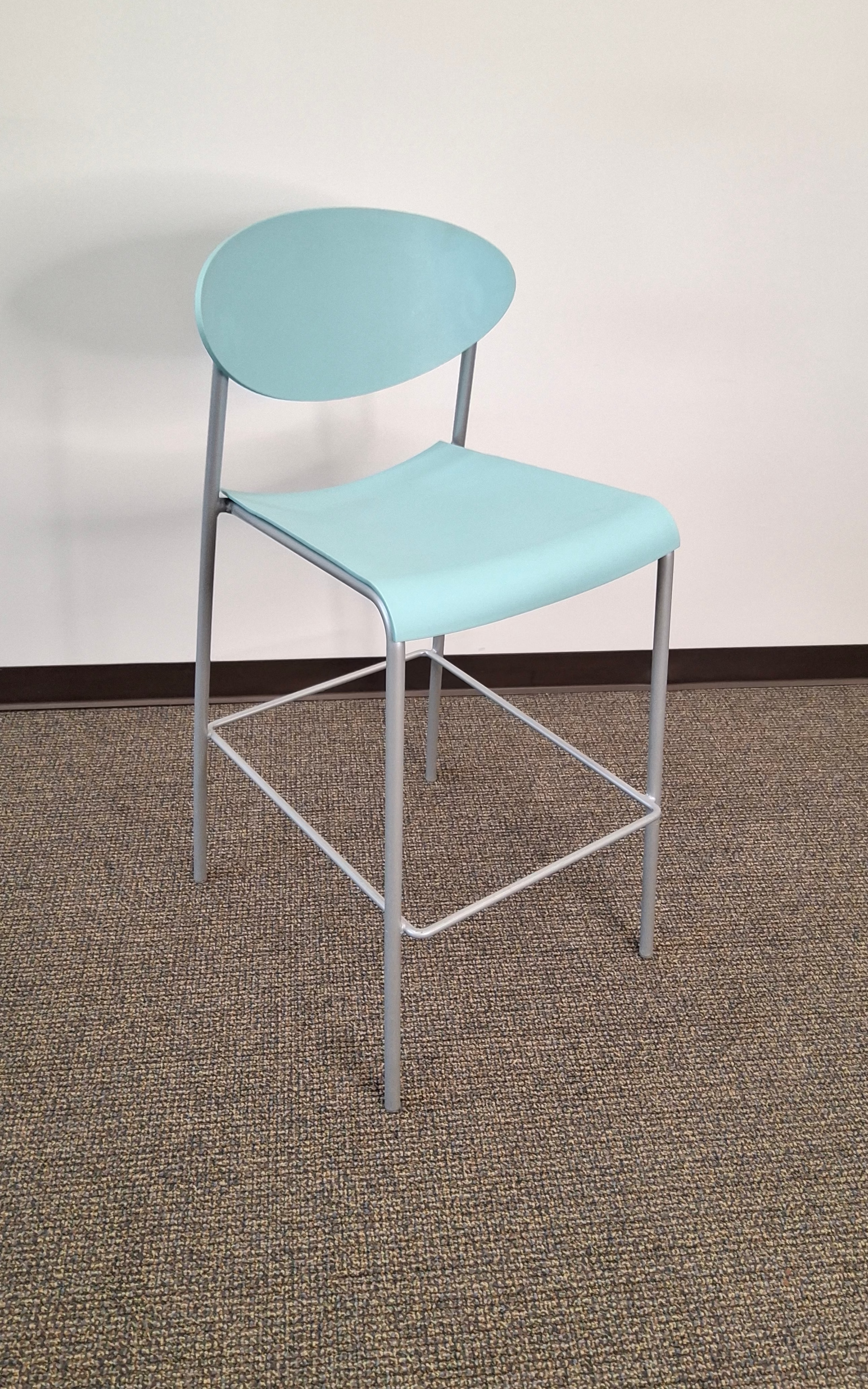 Izzy Smile Stool Chair