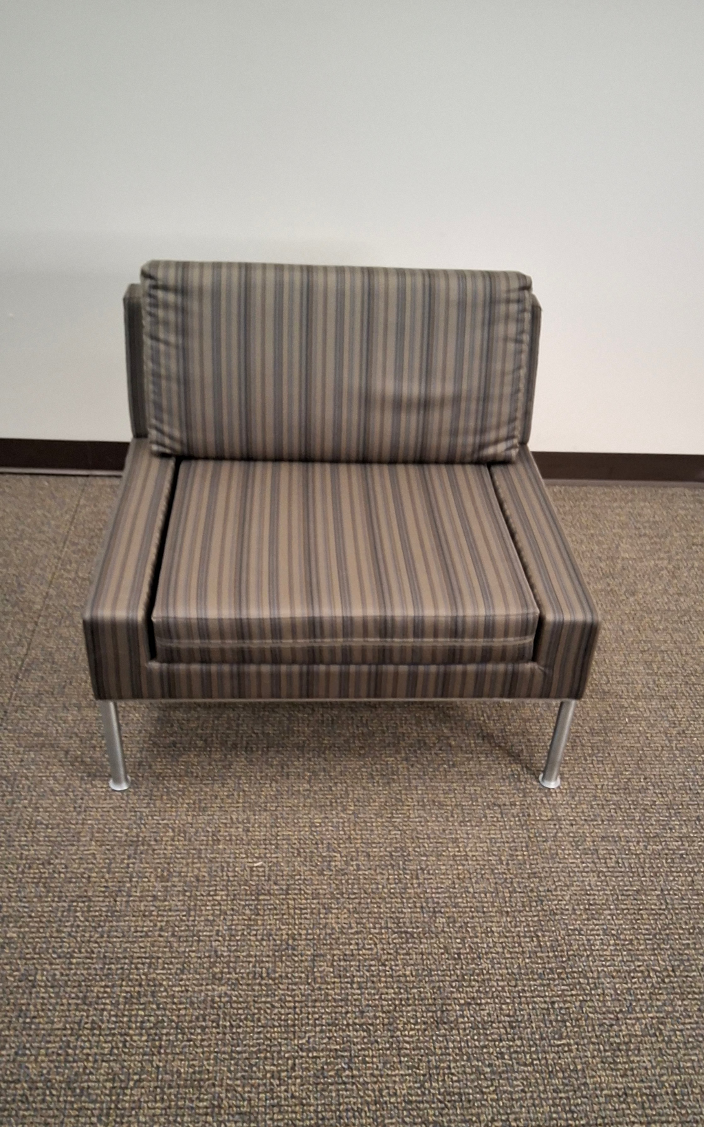 Keilhauer Dario Lounge Chair