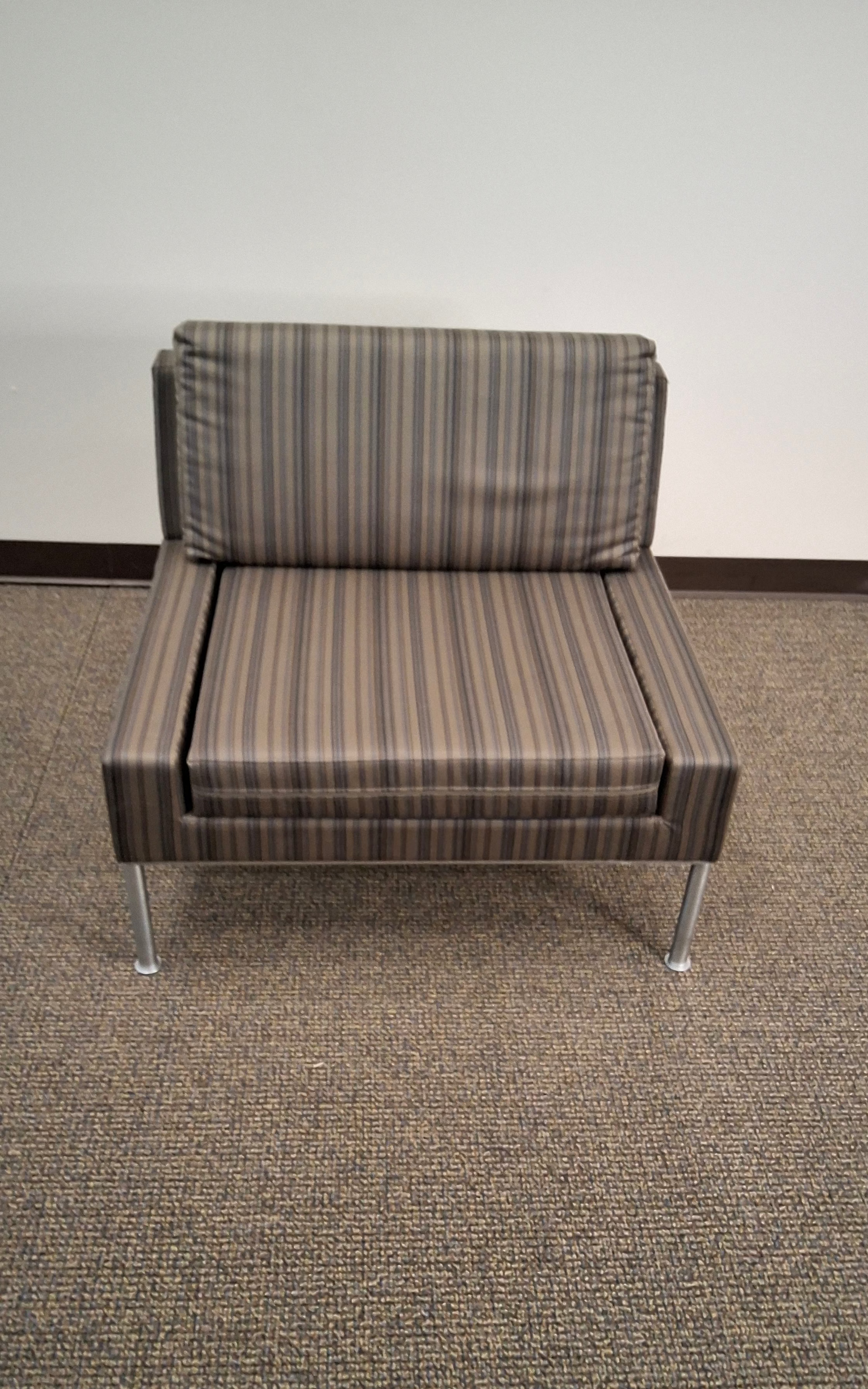 Keilhauer Dario Lounge Chair