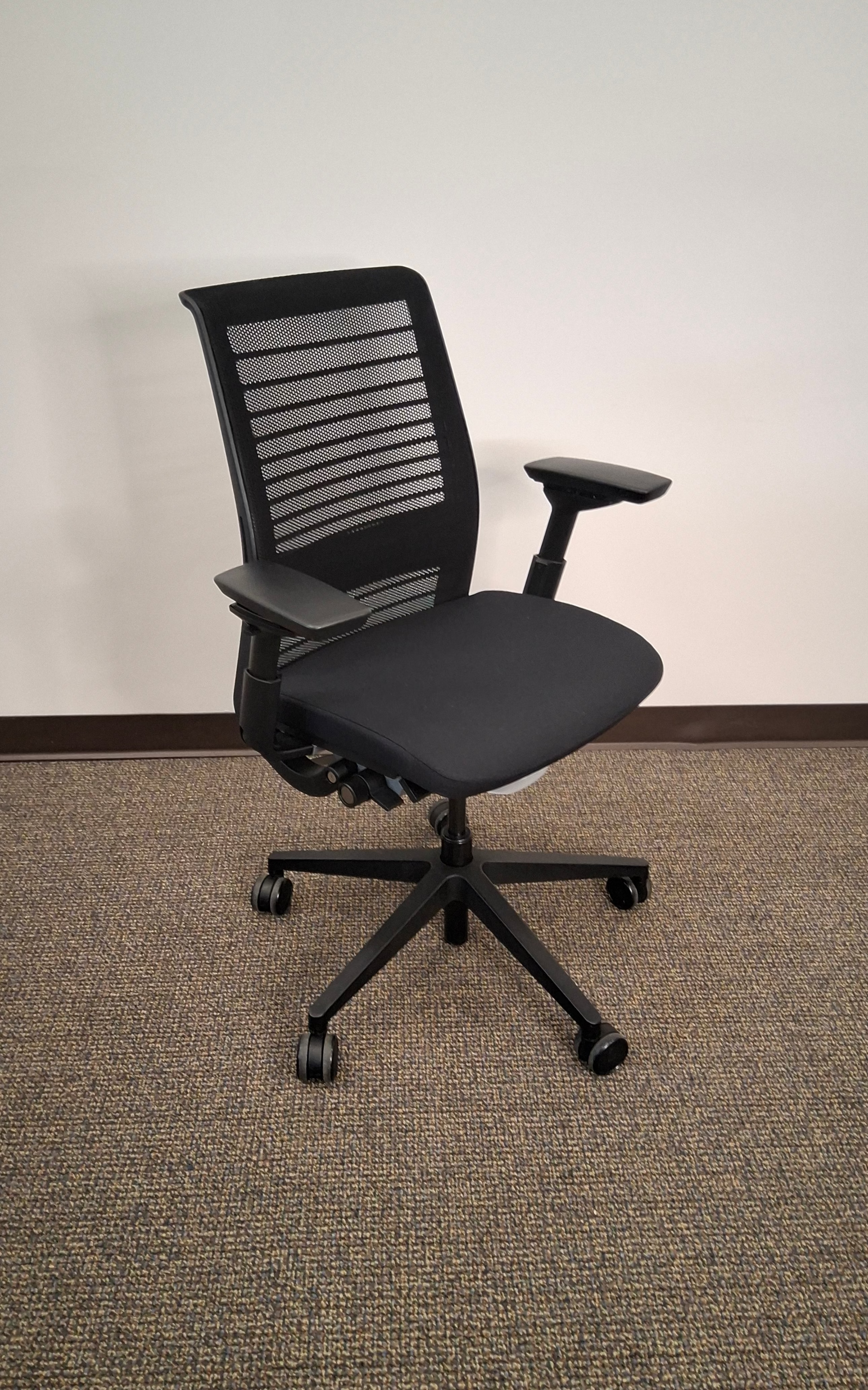 Steelcase Think V2 Task/Executive Chair