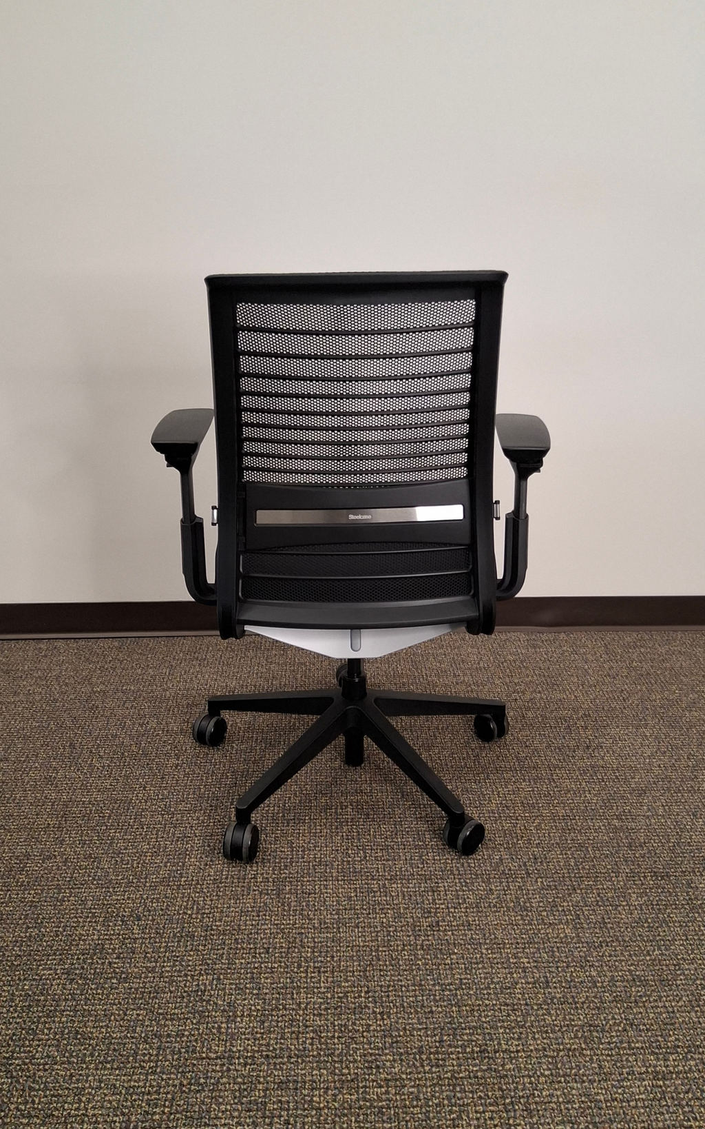 Steelcase Think V2 Task/Executive Chair