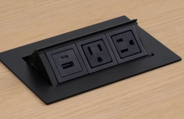 Steelcase Desktop Outlet