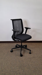 Steelcase Think V1 Task/Executive Chair