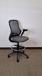 Knoll Regeneration Stool Chair