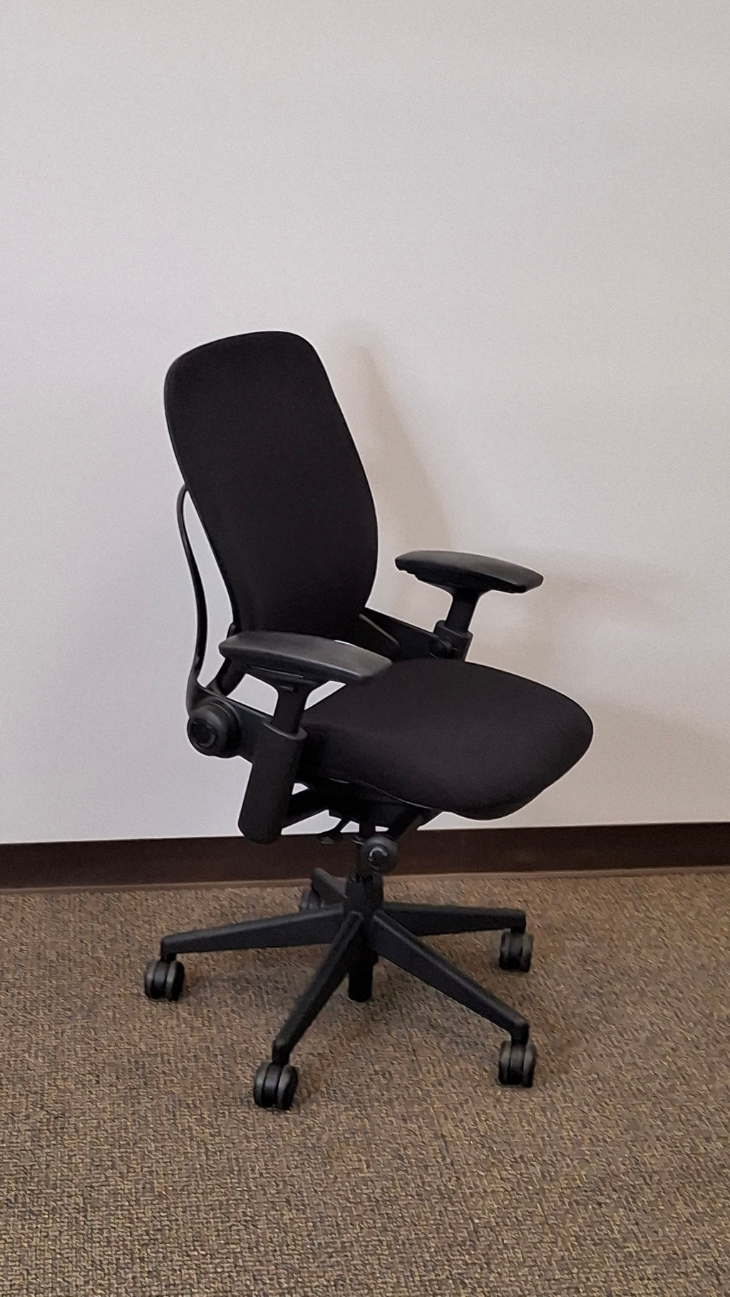 Steelcase Leap V2 Task/Executive Chair